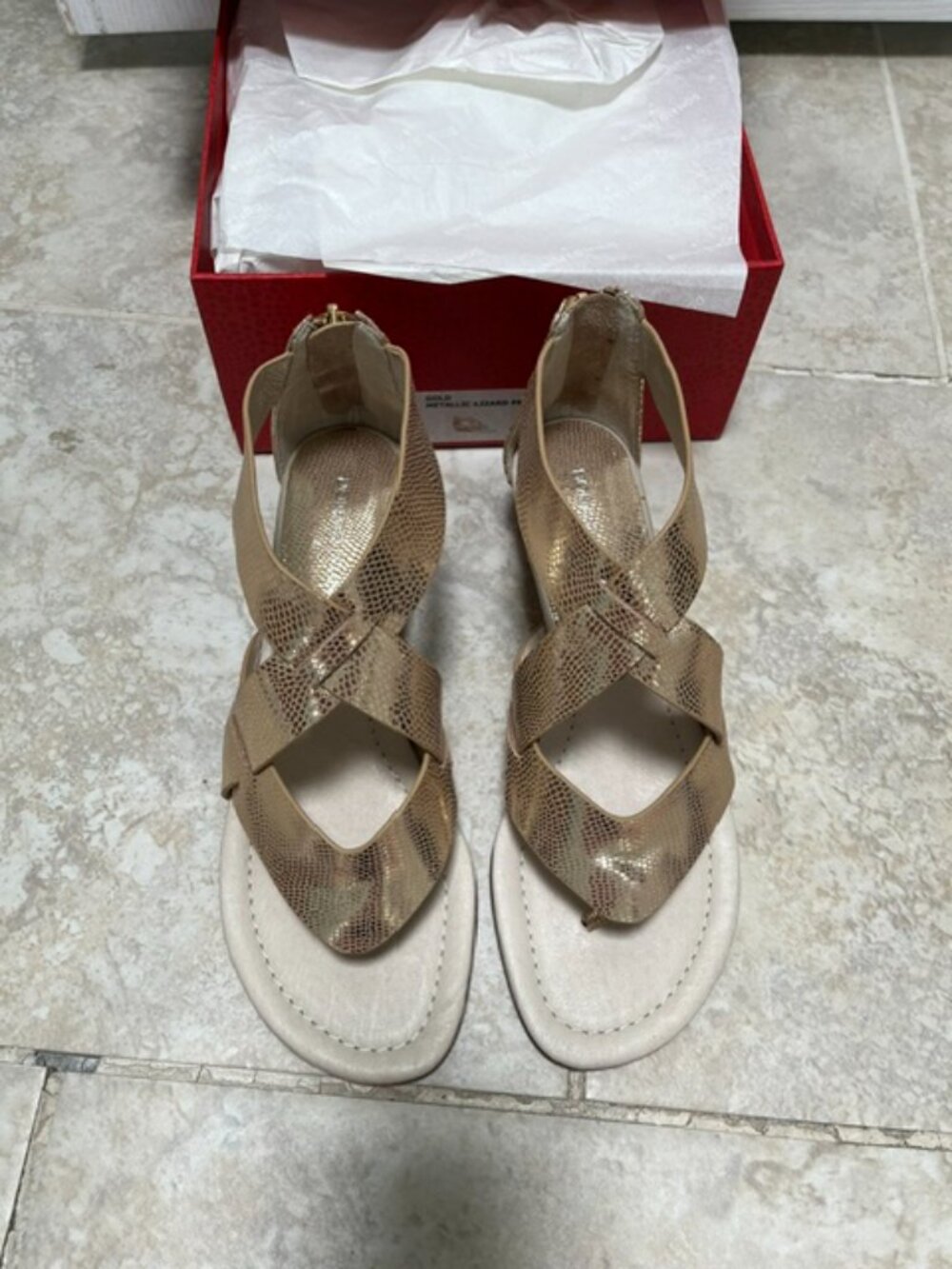 Donald J. Pliner Gold Sandal Size 7